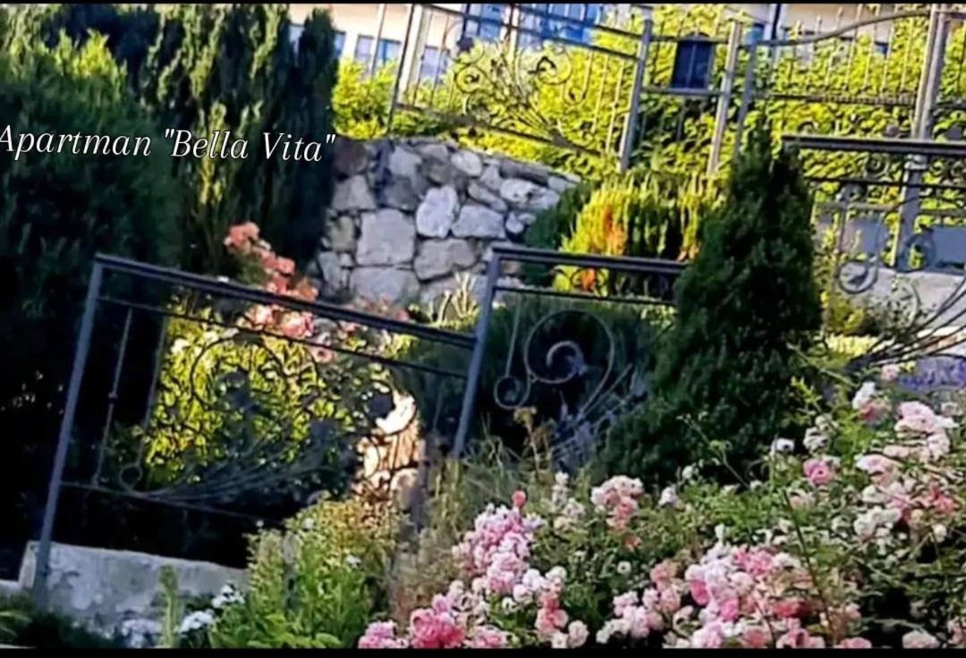 Apartman Bella Vita 콜라신 외부 사진